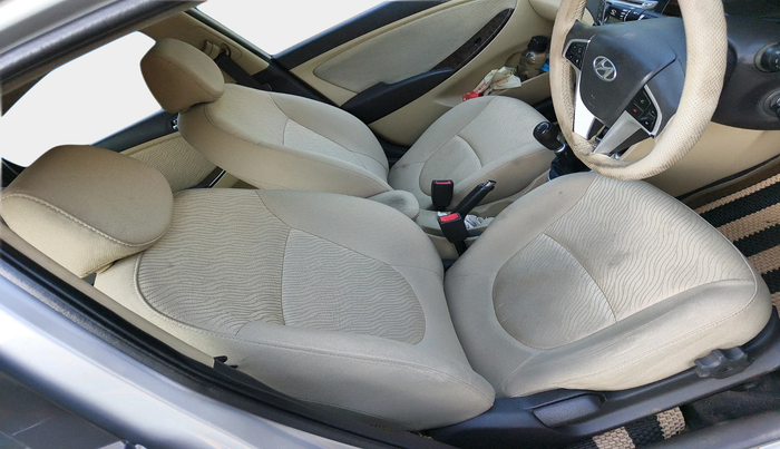 2011 Hyundai Verna FLUIDIC 1.6 VTVT EX, Petrol, Manual, 1,38,073 km, interior