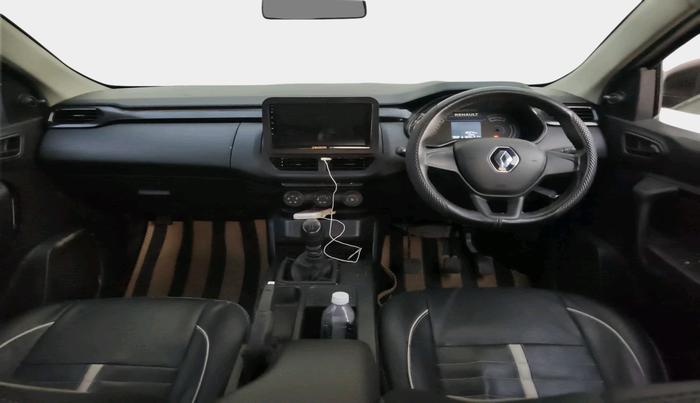 2023 Renault Kiger RXE MT, Petrol, Manual, 32,374 km, interior
