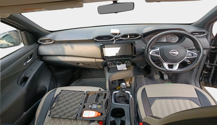 2025 Nissan MAGNITE Acenta B4D 1.0 Petrol AMT, Petrol, Automatic, 4,578 km, interior