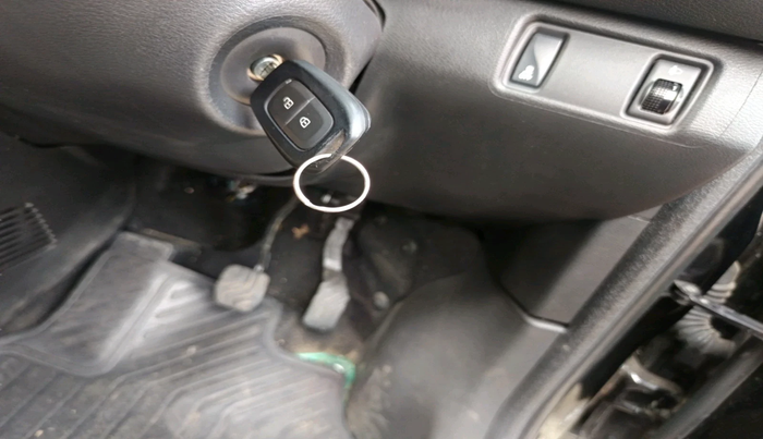 2025 Nissan MAGNITE Acenta B4D 1.0 Petrol AMT, Petrol, Automatic, 4,578 km, interior