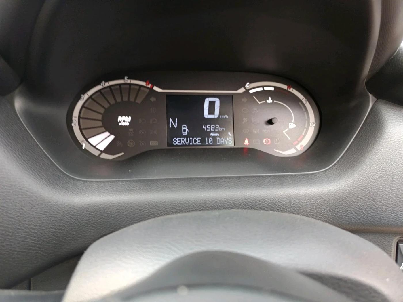 2025 Nissan MAGNITE Acenta B4D 1.0 Petrol AMT, Petrol, Automatic, 4,780 km, interior