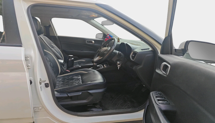 2021 Hyundai VENUE SX 1.0 TURBO, Petrol, Manual, 63,819 km, interior