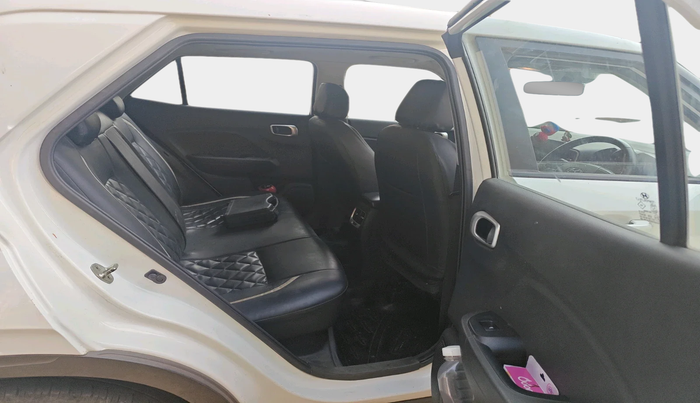 2021 Hyundai VENUE SX 1.0 TURBO, Petrol, Manual, 63,819 km, interior