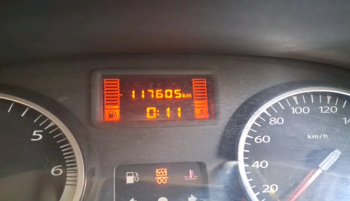 2014 Renault Duster 85 PS RXL DIESEL, Diesel, Manual, 1,17,605 km, interior