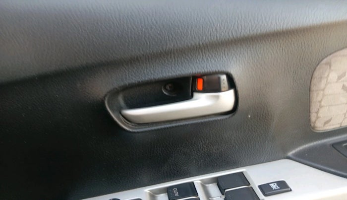 2013 Maruti Wagon R 1.0 VXI, Petrol, Manual, 53,900 km, interior