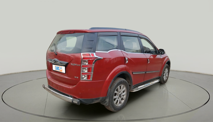 2015 Mahindra XUV500 W8, Diesel, Manual, 1,49,319 km, exterior