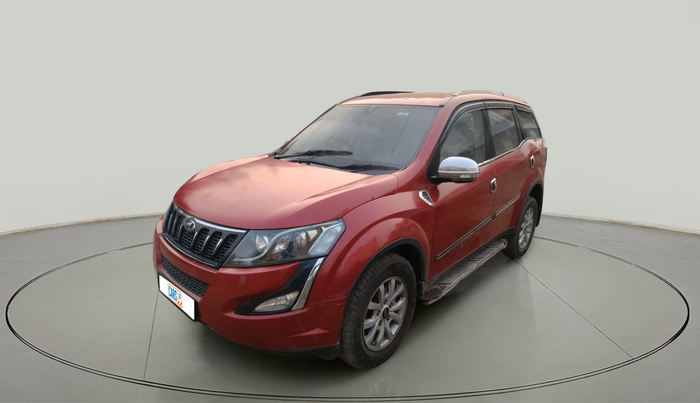 2015 Mahindra XUV500 W8, Diesel, Manual, 1,49,319 km, exterior
