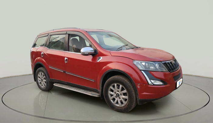 2015 Mahindra XUV500 W8, Diesel, Manual, 1,49,319 km, exterior