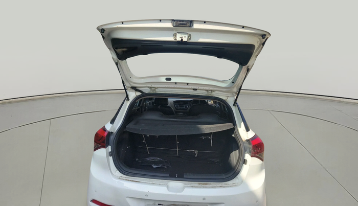 2015 Hyundai Elite i20 SPORTZ 1.4 CRDI, Diesel, Manual, 67,297 km, exterior