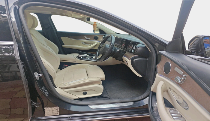 2018 Mercedes Benz E Class E 220 D, Diesel, Automatic, 66,470 km, interior