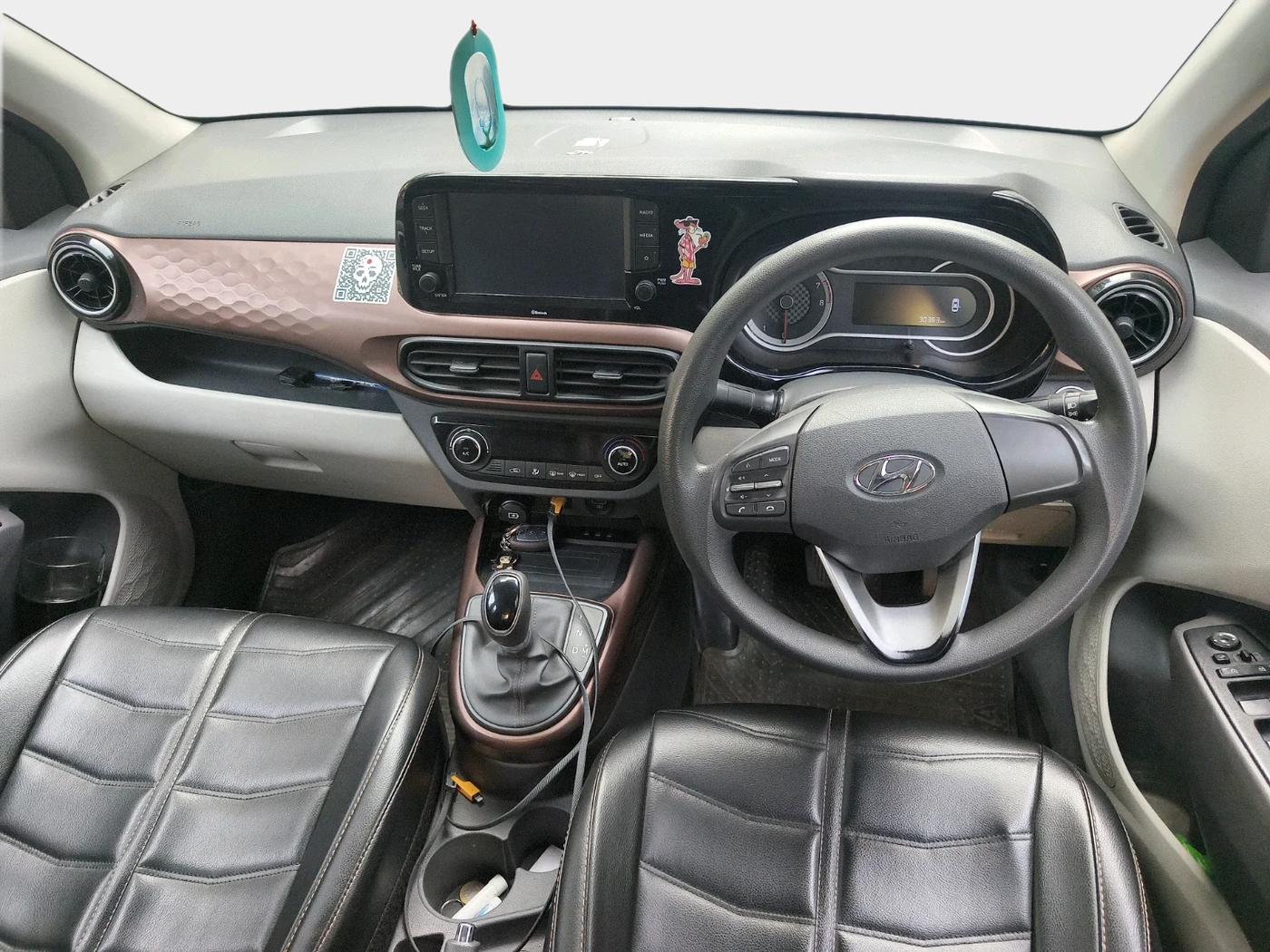 2020 Hyundai AURA SX PLUS 1.2 AMT, Petrol, Automatic, 30,366 km, interior