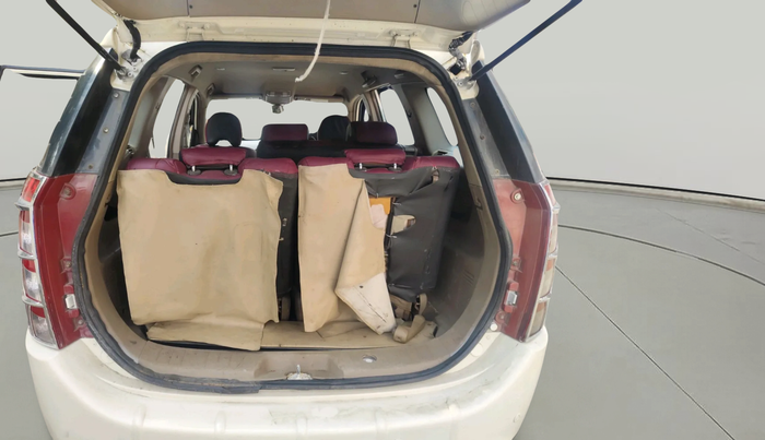 2012 Mahindra XUV500 W8, Diesel, Manual, 99,998 km, exterior