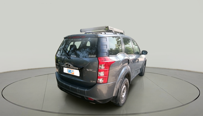 2015 Mahindra XUV500 W10, Diesel, Manual, 1,53,107 km, exterior