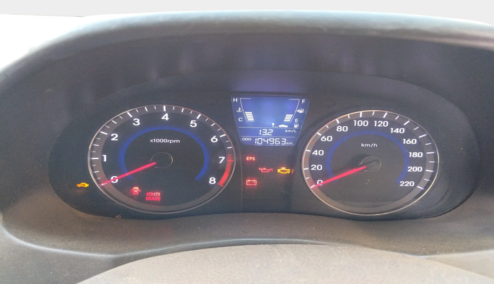 2011 Hyundai Verna FLUIDIC 1.6 VTVT EX, Petrol, Manual, 1,04,964 km, interior