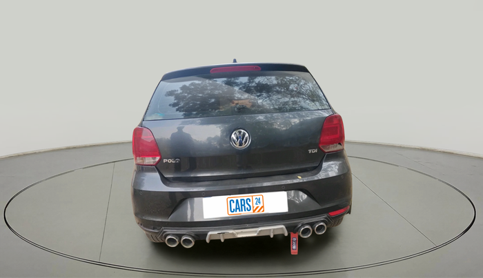 2015 Volkswagen Polo HIGHLINE1.5L, Diesel, Manual, 1,00,233 km, exterior