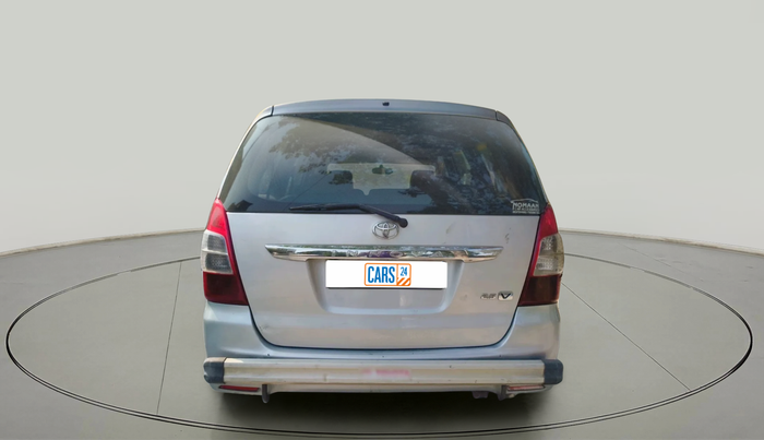 2012 Toyota Innova VX 2.5 8 STR, Diesel, Manual, 99,200 km, exterior