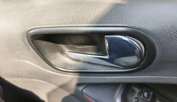 2019 Ford FREESTYLE TITANIUM 1.2 PETROL, Petrol, Manual, 1,13,486 km, interior