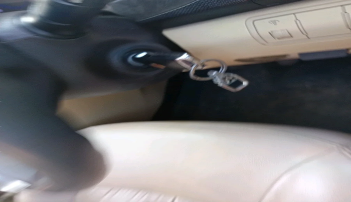 2013 Hyundai Verna FLUIDIC 1.6 CRDI SX, Diesel, Manual, 99,999 km, interior