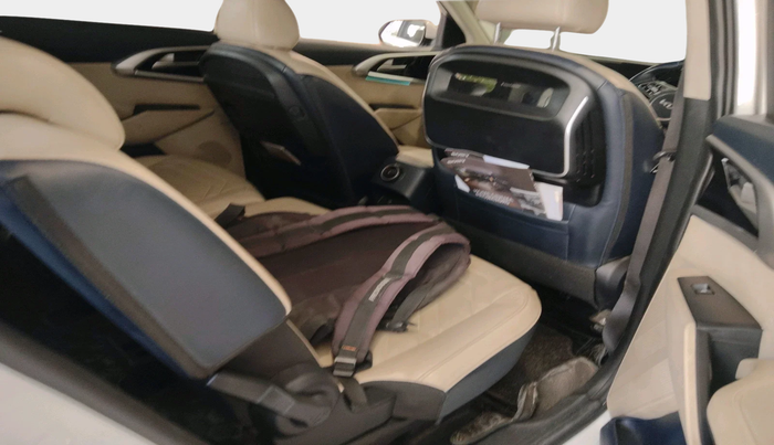 2022 KIA CARENS LUXURY PLUS 1.5 DIESEL AT 7 STR, Diesel, Automatic, 70,684 km, interior