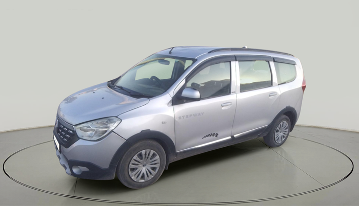 2017 Renault Lodgy 85 PS RXL STEPWAY 8 STR, Diesel, Manual, 1,52,701 km, exterior