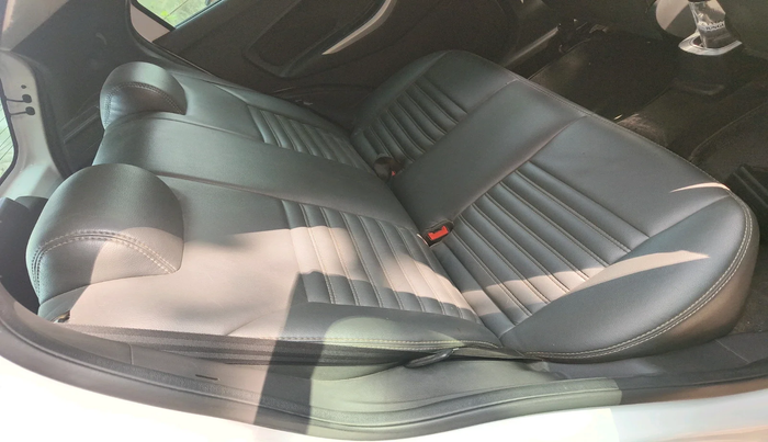 2015 Ford Figo TITANIUM 1.2 PETROL, Petrol, Manual, 47,818 km, interior