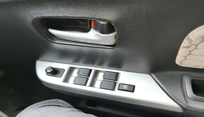 2013 Maruti Wagon R 1.0 VXI, Petrol, Manual, 22,785 km, interior