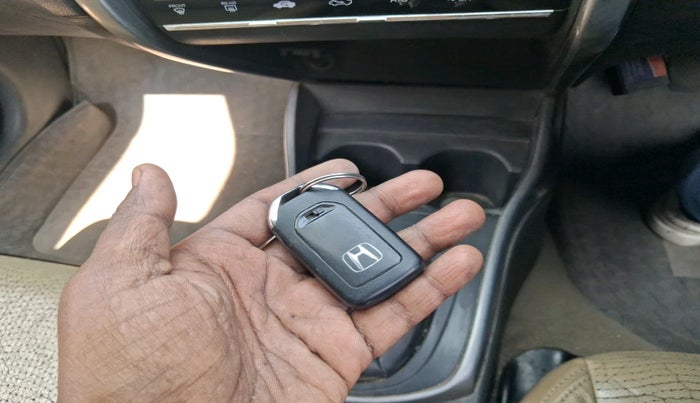 2015 Honda City 1.5L I-DTEC VX, Diesel, Manual, 1,35,800 km, interior