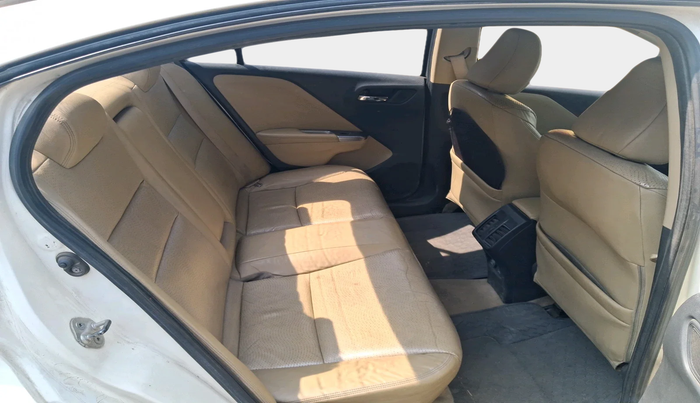 2015 Honda City 1.5L I-DTEC VX, Diesel, Manual, 1,35,800 km, interior