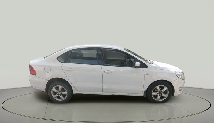 2014 Skoda Rapid 1.5 TDI CR AMBITION PLUS, Diesel, Manual, 1,13,839 km, exterior