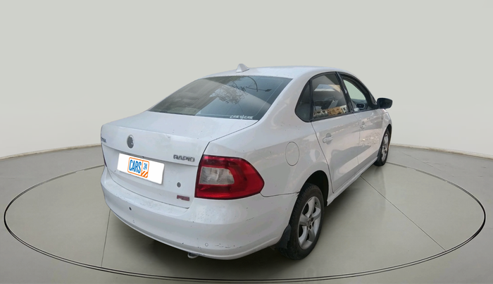 2014 Skoda Rapid 1.5 TDI CR AMBITION PLUS, Diesel, Manual, 1,13,839 km, exterior