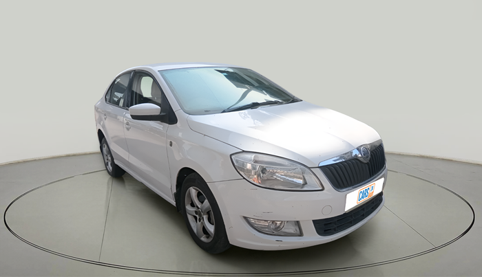 2014 Skoda Rapid 1.5 TDI CR AMBITION PLUS, Diesel, Manual, 1,13,839 km, exterior