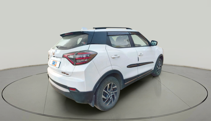 2024 Mahindra XUV400 EL Pro 34.5 KWH, Electric, Automatic, 40,200 km, exterior