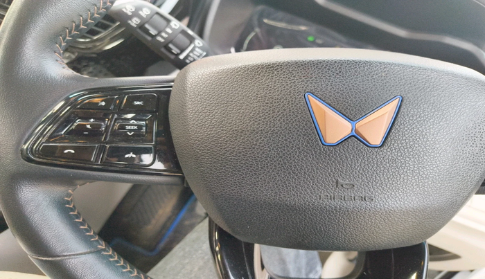 2024 Mahindra XUV400 EL Pro 34.5 KWH, Electric, Automatic, 40,200 km, interior