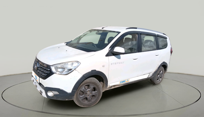 2015 Renault Lodgy 110 PS RXZ STEPWAY 7 STR, Diesel, Manual, 1,37,009 km, exterior