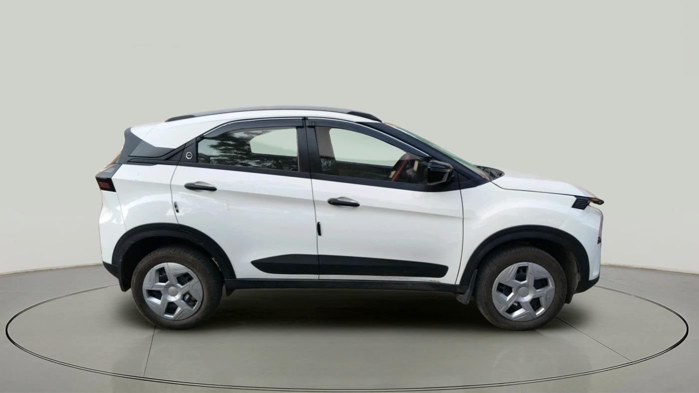 2024 Tata NEXON PURE 1.2 PETROL, Petrol, Manual, 18,000 km, exterior