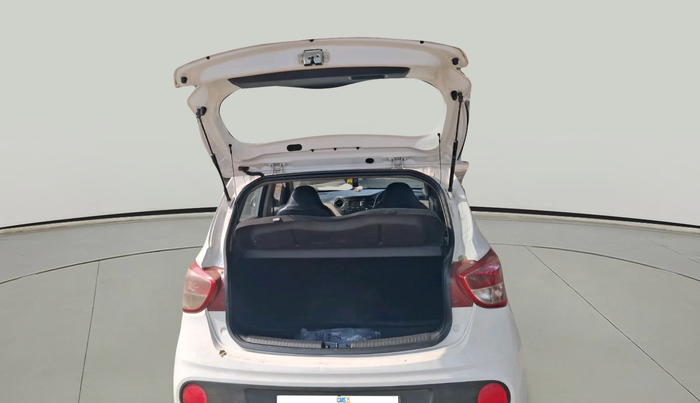 2018 Hyundai Grand i10 MAGNA U2 1.2 CRDI, Diesel, Manual, 1,79,003 km, exterior