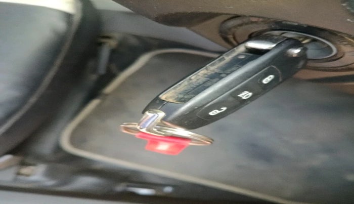 2017 Tata Tiago XT PETROL, Petrol, Manual, 93,581 km, interior