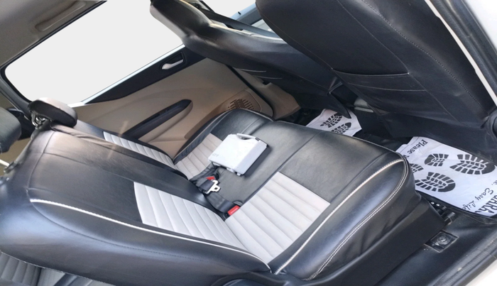 2023 Renault TRIBER RXZ, Petrol, Manual, 21,042 km, interior