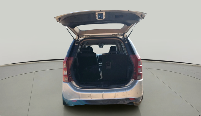 2012 Mahindra XUV500 W8, Diesel, Manual, 1,31,386 km, exterior