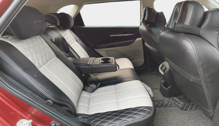 2022 KIA SONET HTX 1.0 IMT, Petrol, Manual, 54,000 km, interior
