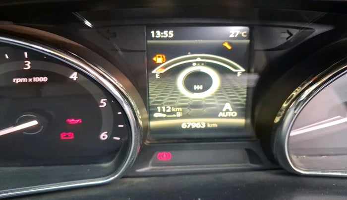 2017 Tata Hexa XM 4X2 7 STR, Diesel, Manual, 67,963 km, interior