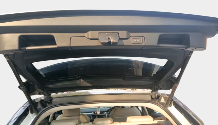 2018 Landrover Range Rover Evoque 2.0 L TD4 HSE, Diesel, Automatic, 1,46,050 km, exterior