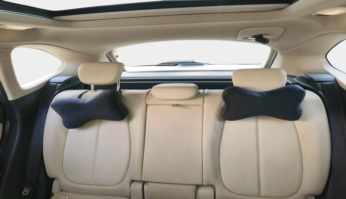 2018 BMW X1 sDrive 20d x Line, Diesel, Automatic, 75,589 km, interior