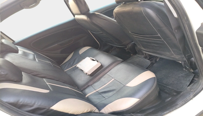 2014 Fiat Avventura EMOTION MULTIJET 1.3, Diesel, Manual, 1,25,890 km, interior