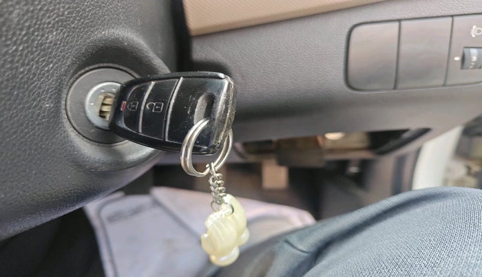 2015 Hyundai Grand i10 MAGNA 1.2 KAPPA VTVT, Petrol, Manual, 22,061 km, interior