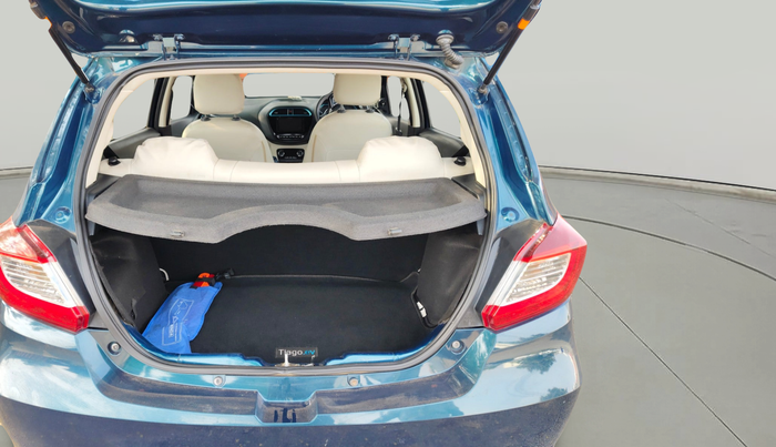 2023 Tata TIAGO EV XZ PLUS LONG RANGE, Electric, Automatic, 35,879 km, exterior