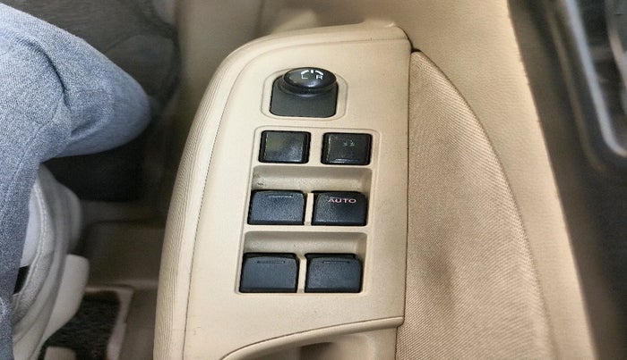 2017 Maruti Dzire VXI, Petrol, Manual, 71,140 km, interior