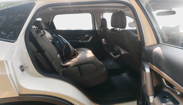 2021 Tata Harrier XZA PLUS 2.0L, Diesel, Automatic, 70,728 km, interior