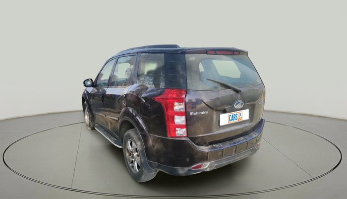 2015 Mahindra XUV500 W8, Diesel, Manual, 1,17,122 km, exterior