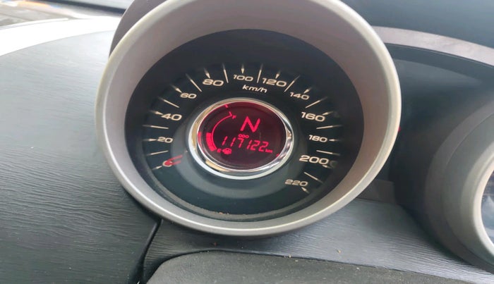 2015 Mahindra XUV500 W8, Diesel, Manual, 1,17,122 km, interior